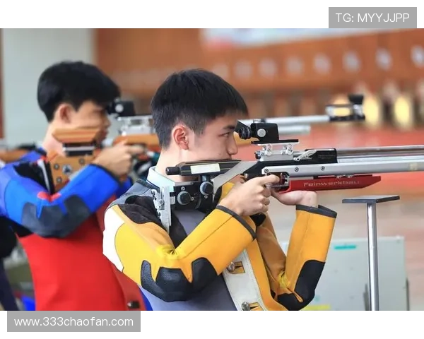中学生射击比赛：锻炼意志与团队合作的竞技盛宴